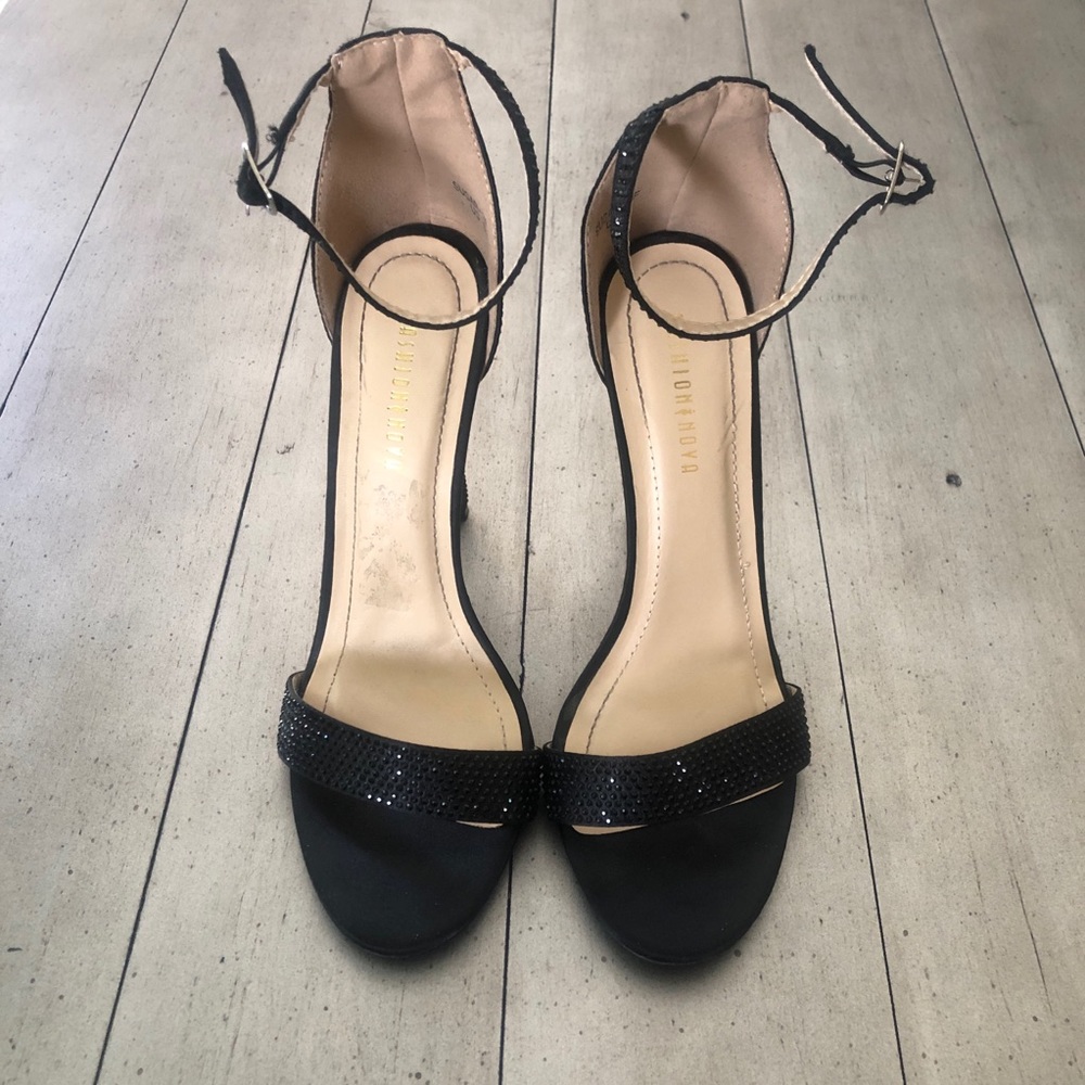 Fashion Nova Black Studded High Heels Size 8